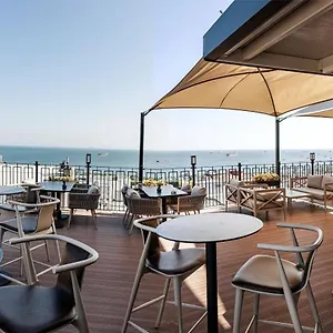 Aprilis Hotel